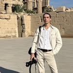 Alex Maxim摄影师个人资料页面截图