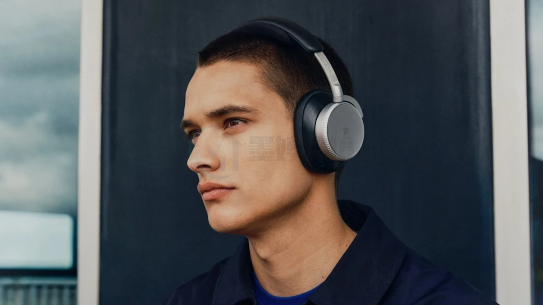 Bang & Olufsen 耳机商品图